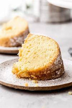 Load image into Gallery viewer, BUTTER RUM POUND CAKE