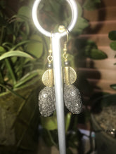 Load image into Gallery viewer, Lava Earring
